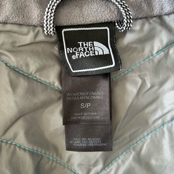 The North Face Quilted Vest - Picture 6 of 9